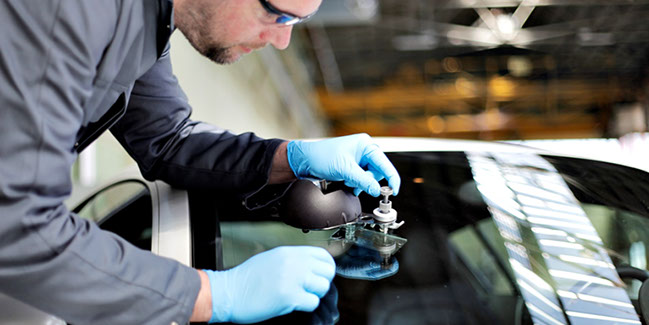 Autoglas Ulm - Steinschlagreparatur Autoglas Ulm - Steinschlagreparatur