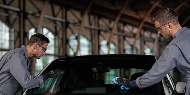 Autoglas Ulm - Windschutzscheibe erneuern Autoglas Ulm - Windschutzscheibe erneuern