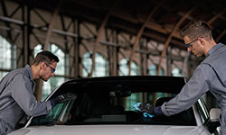 Autoglas Ulm - Windschutzscheibe erneuern Autoglas Ulm - Windschutzscheibe erneuern